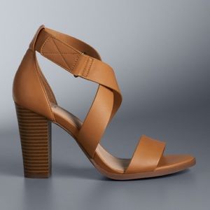 Simply Vera by Vera Wang sandals in Cognac  sz 8.5